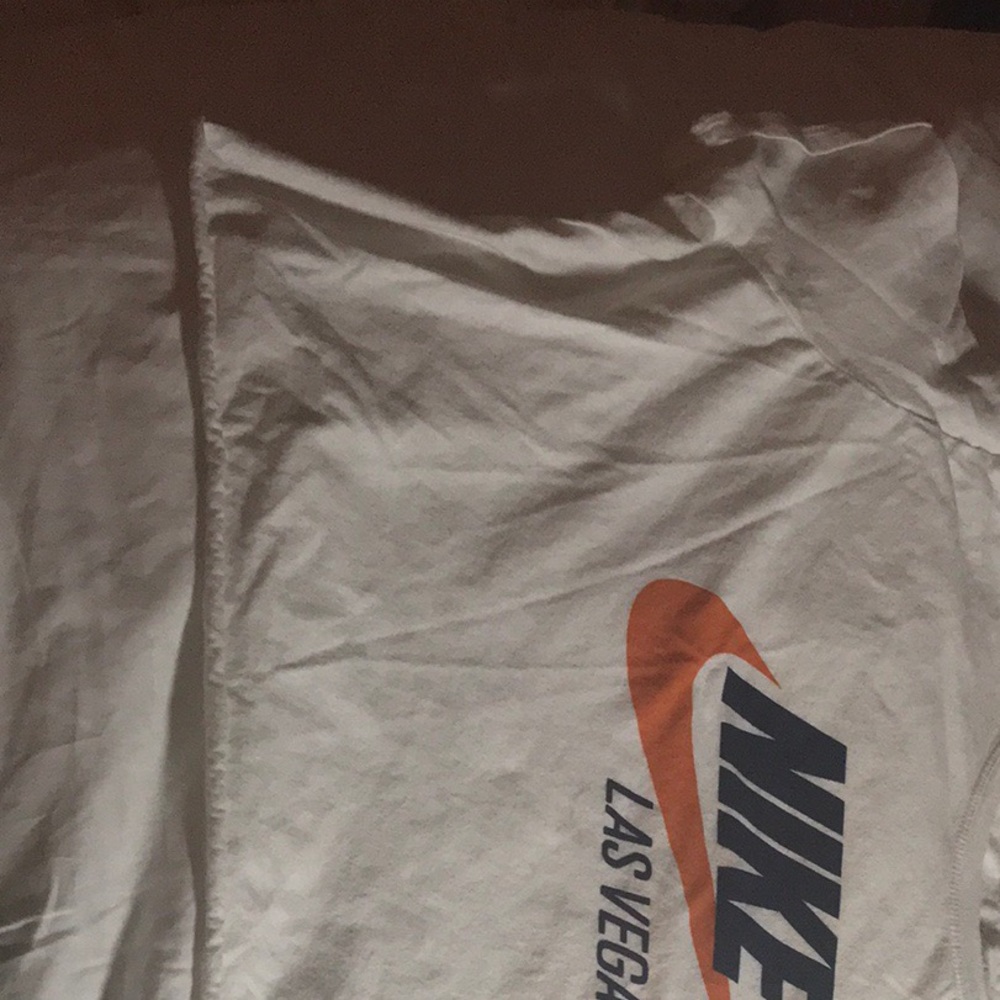 Nike Shirt 🖤🖤